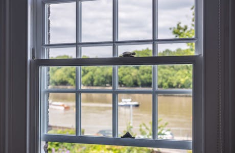 Ruvigni-Gardens-Sash-Window-with-Glazing-Bars-1024x741