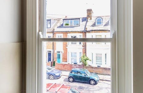 Traditional-Sash-Window-Upham-Park-Road-Chiswick-London-768x1152