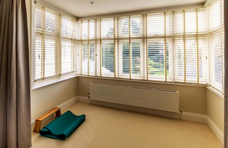 master-bedroom-timber-casement-bay-window-with-shutters-Ernle-Road-Wimbledon-1024x683